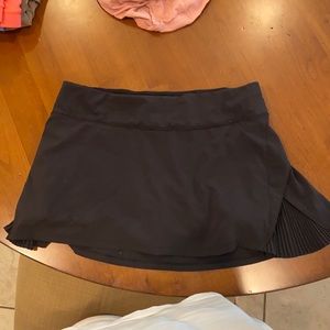 Lululemon skirt size 4/6